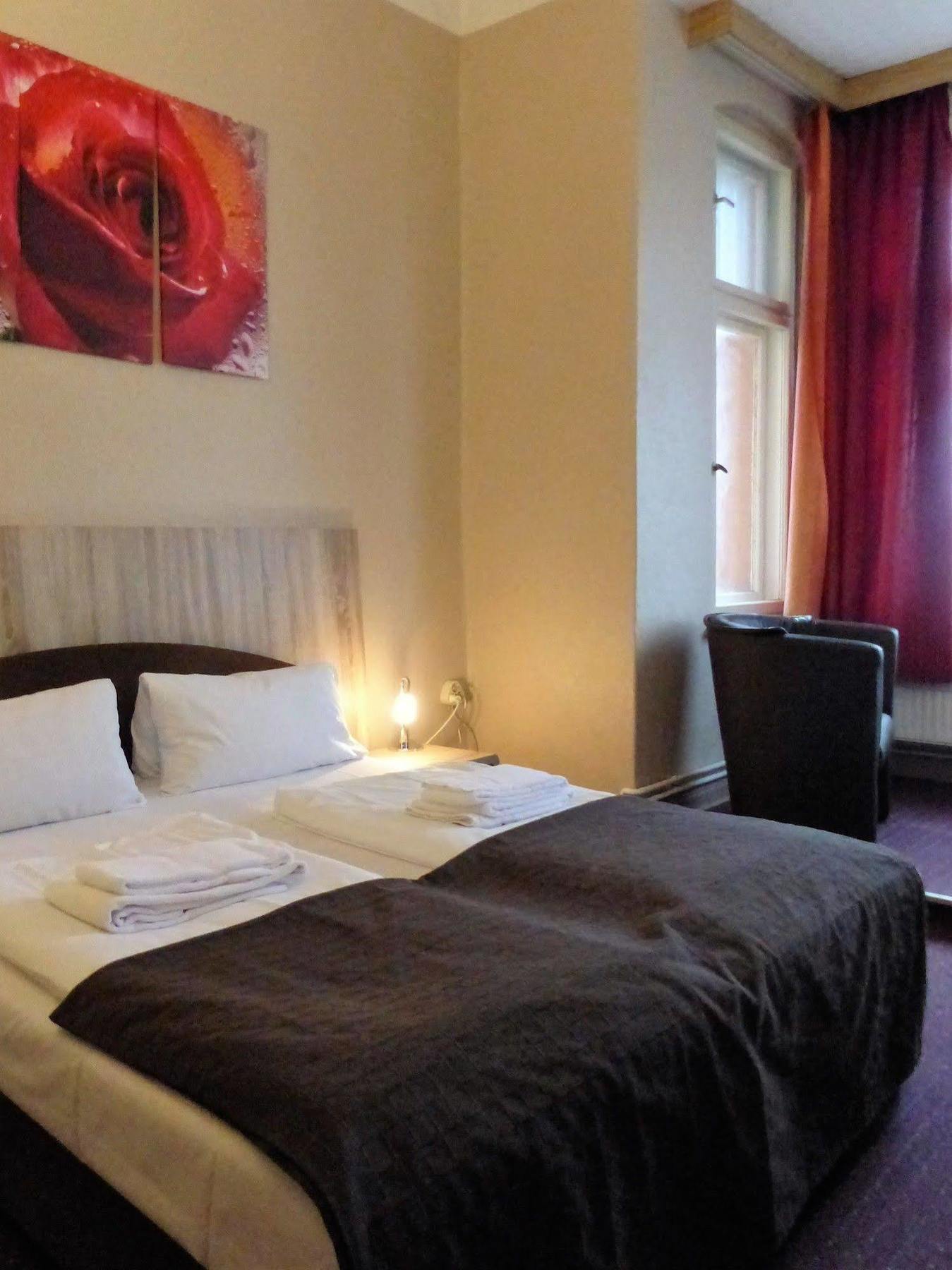 City Hotel Gotland Berlin Exterior photo